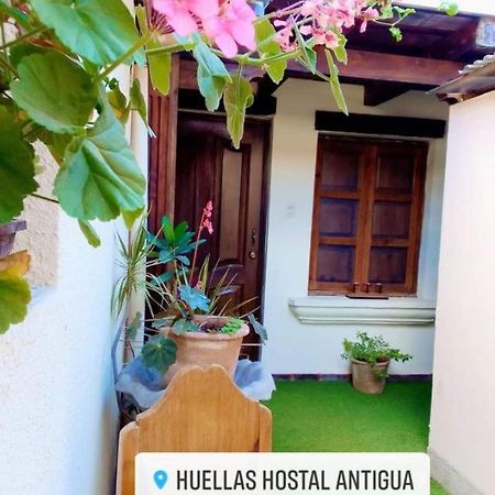 Huellas Hostal アンティグア・グアテマラ エクステリア 写真