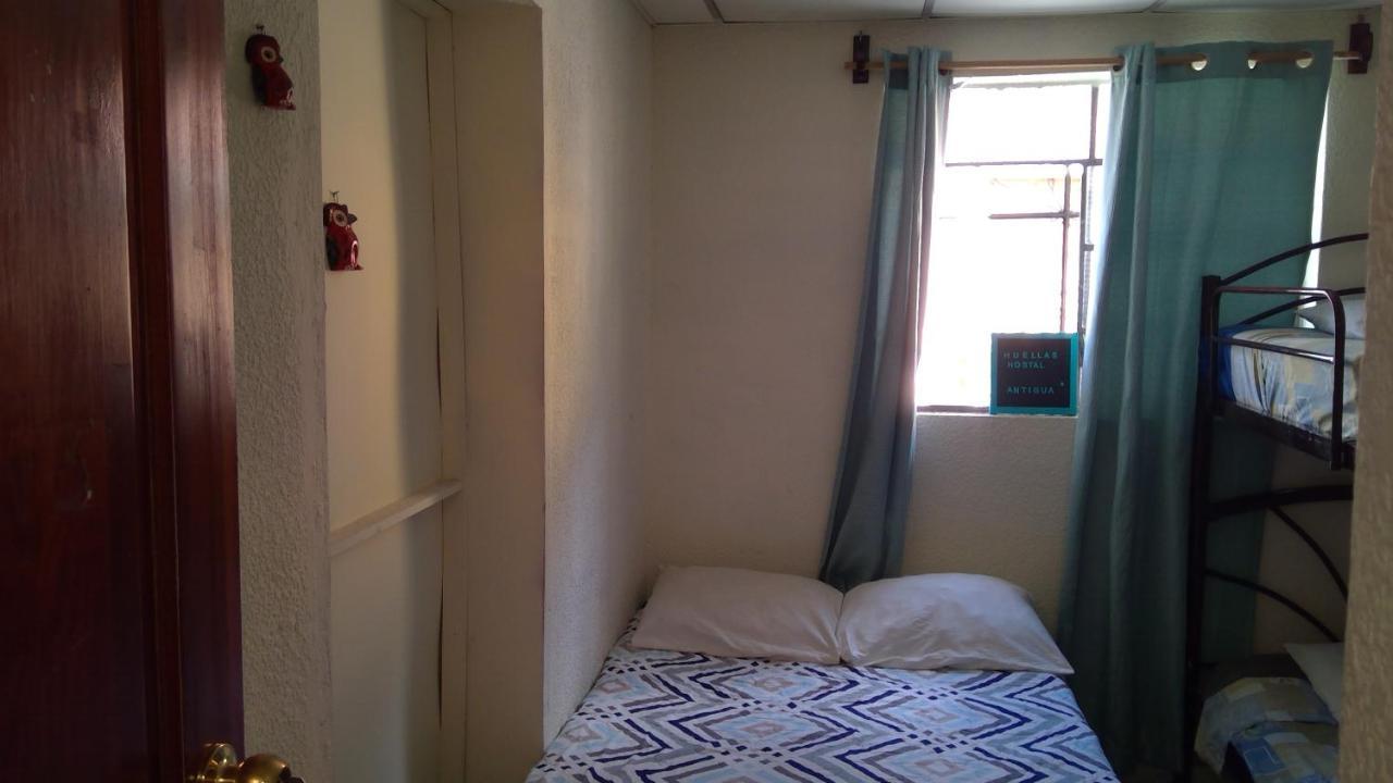 Huellas Hostal アンティグア・グアテマラ エクステリア 写真