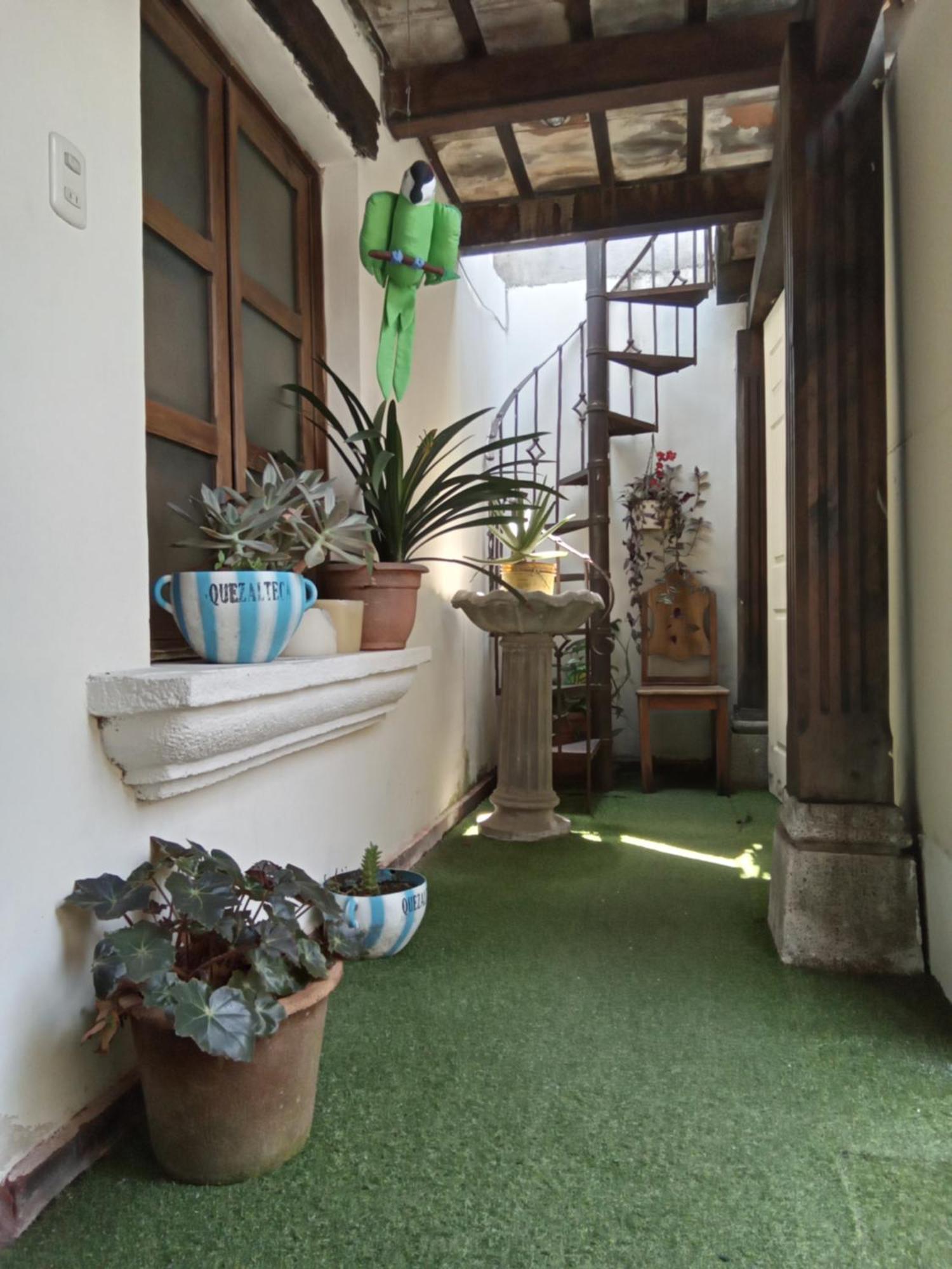 Huellas Hostal アンティグア・グアテマラ エクステリア 写真