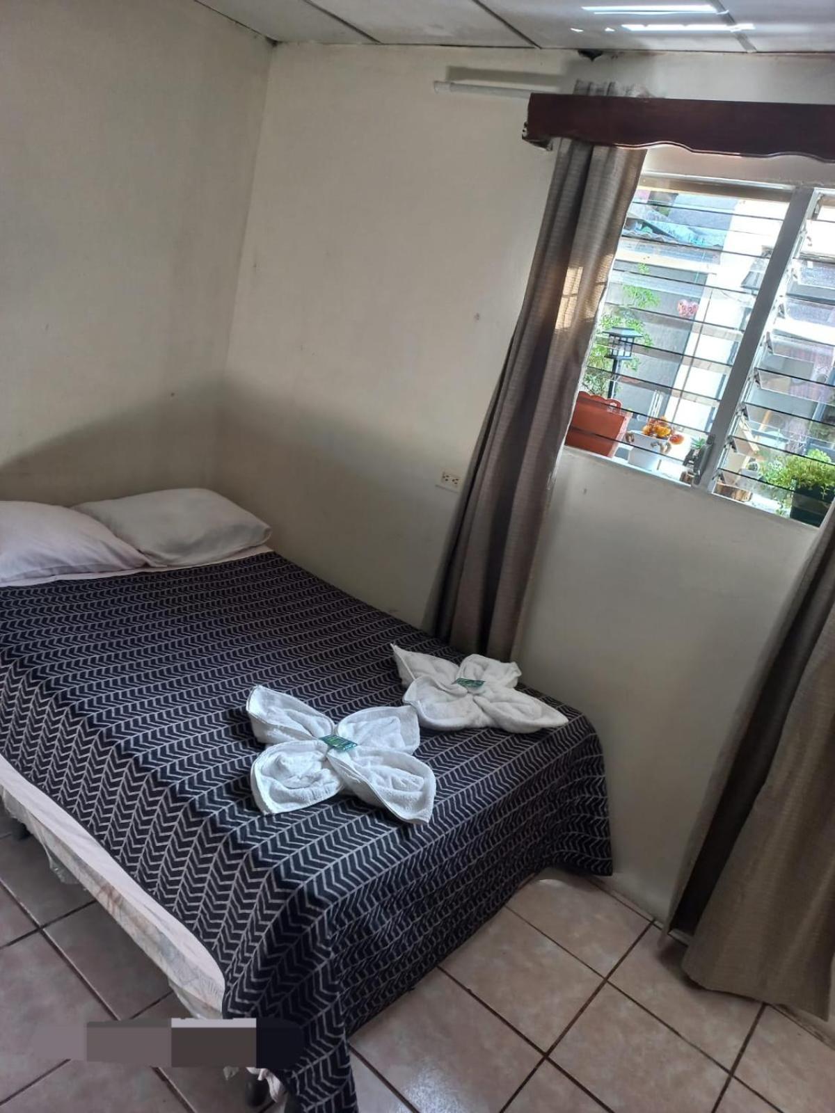 Huellas Hostal アンティグア・グアテマラ 部屋 写真